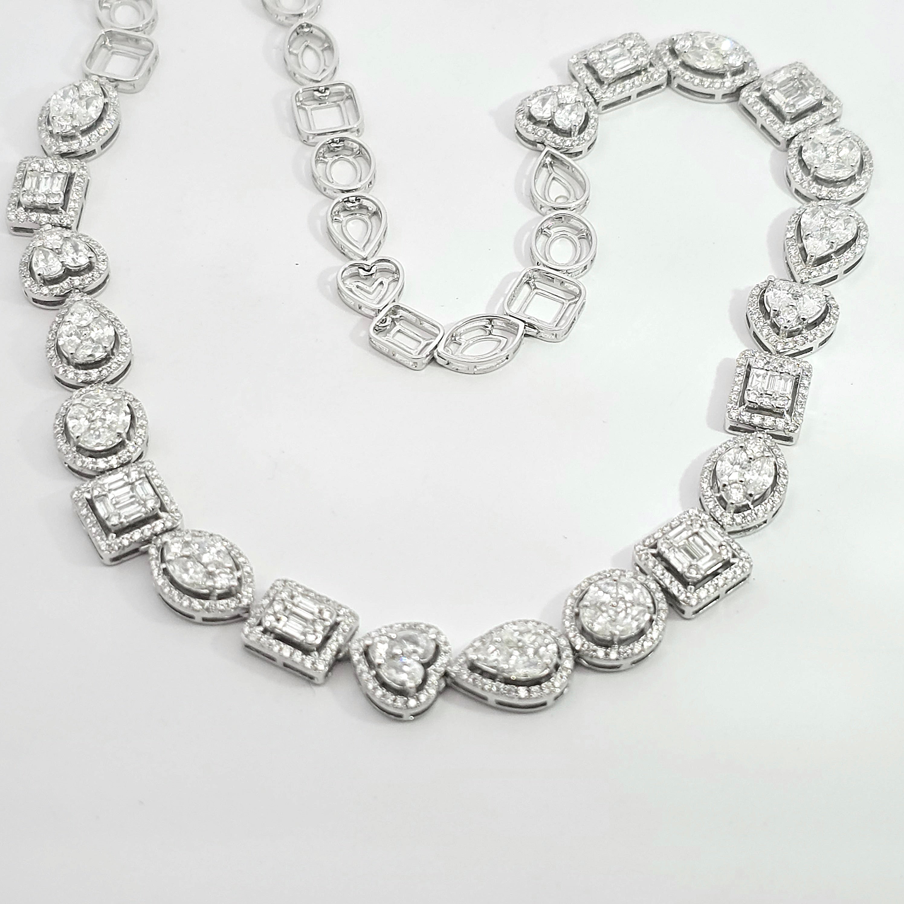 DIAMOND NECKLACE