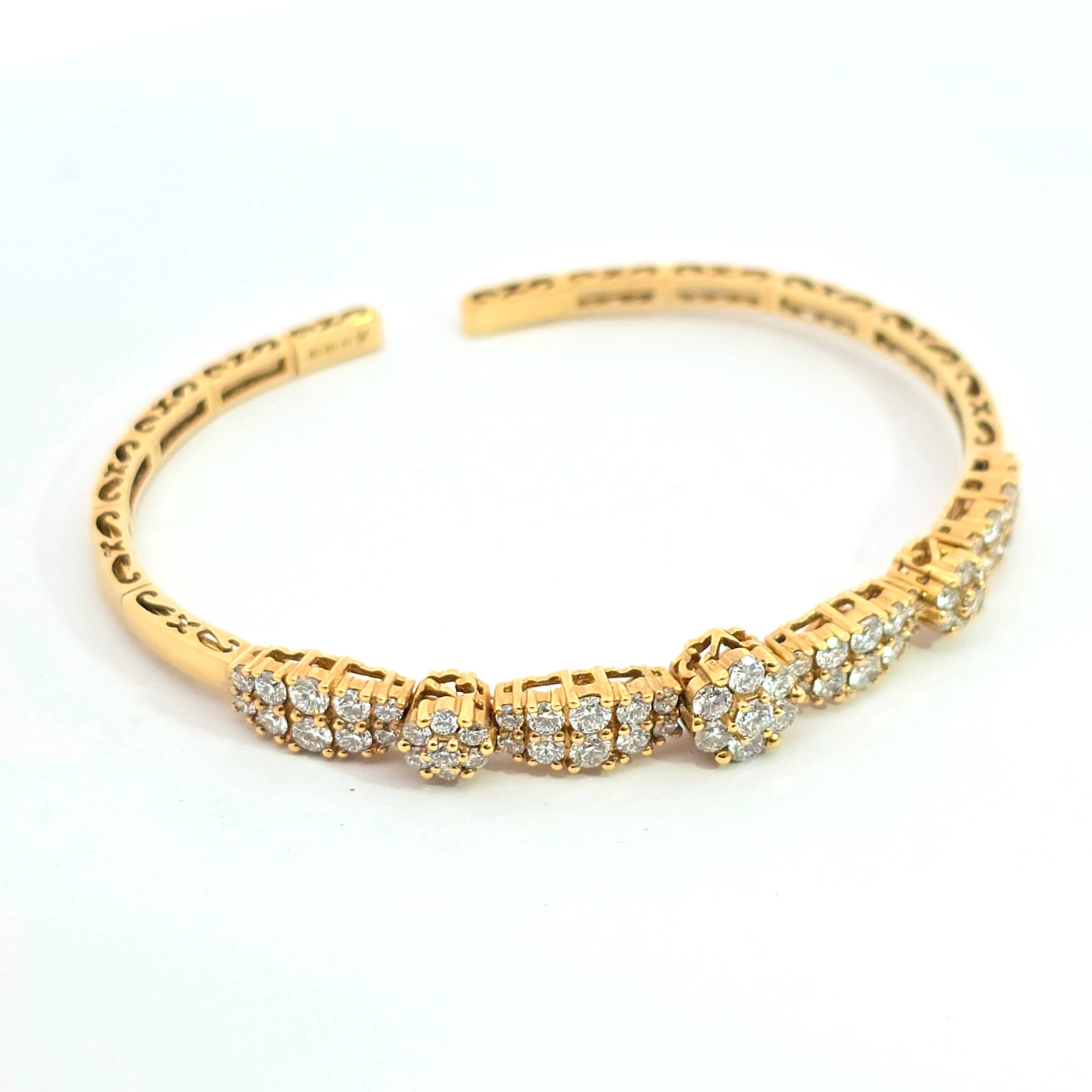 Yellow Gold Bangle Bracelet With Diamond Stones