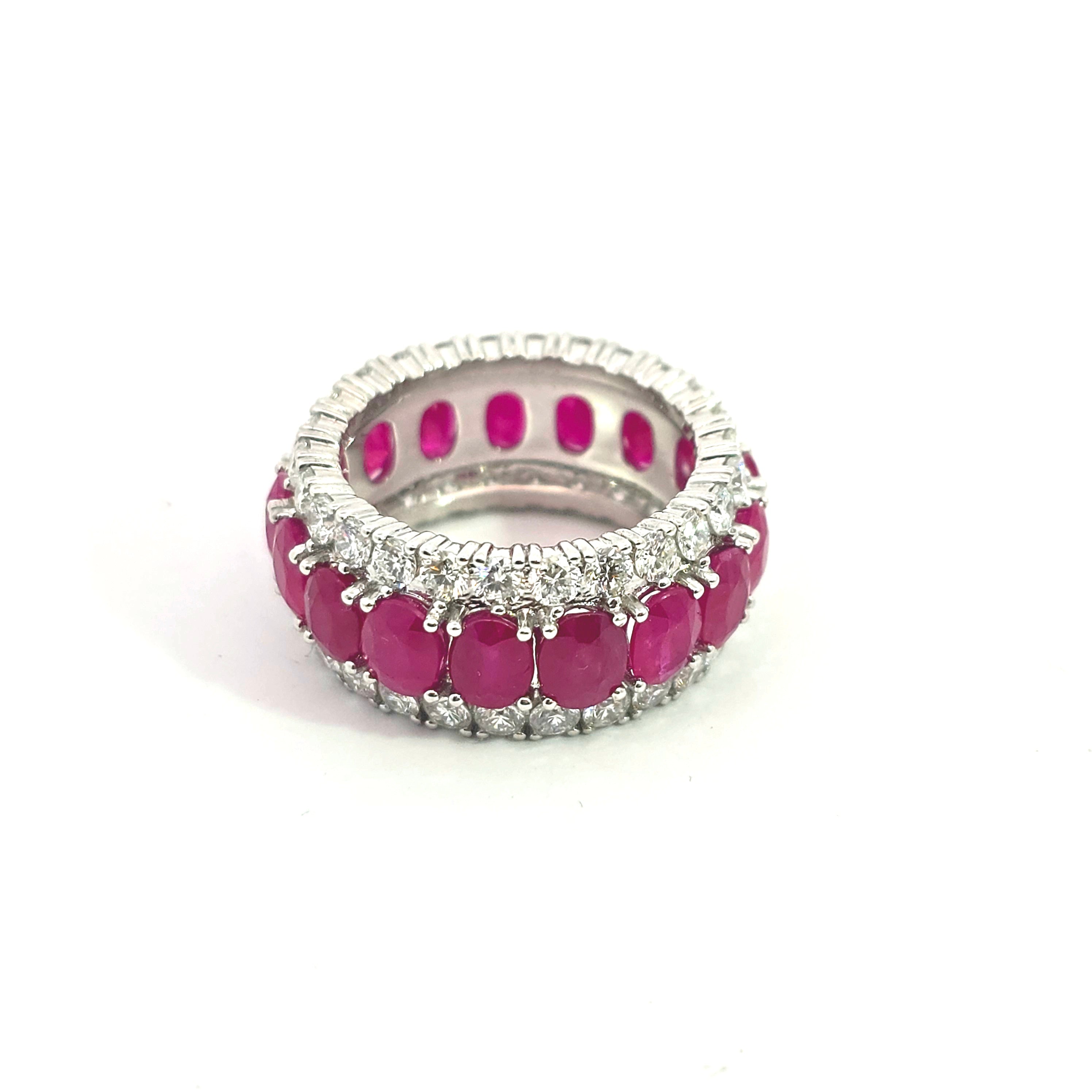 WHITE GOLD RING