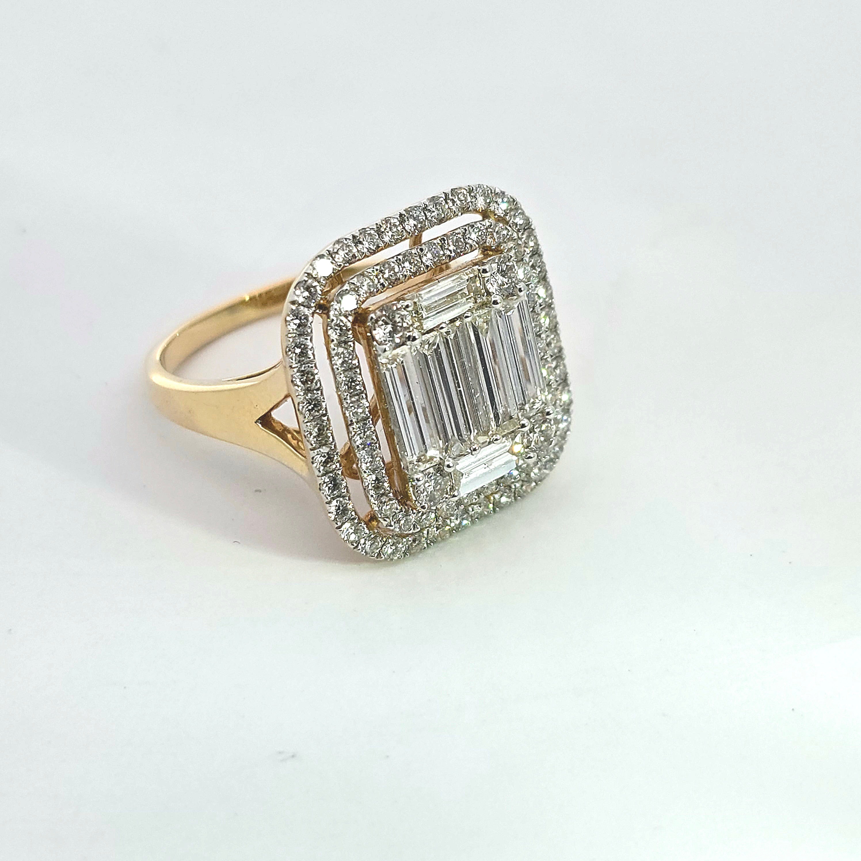 Yellow Gold  Ring With Diamond Stones