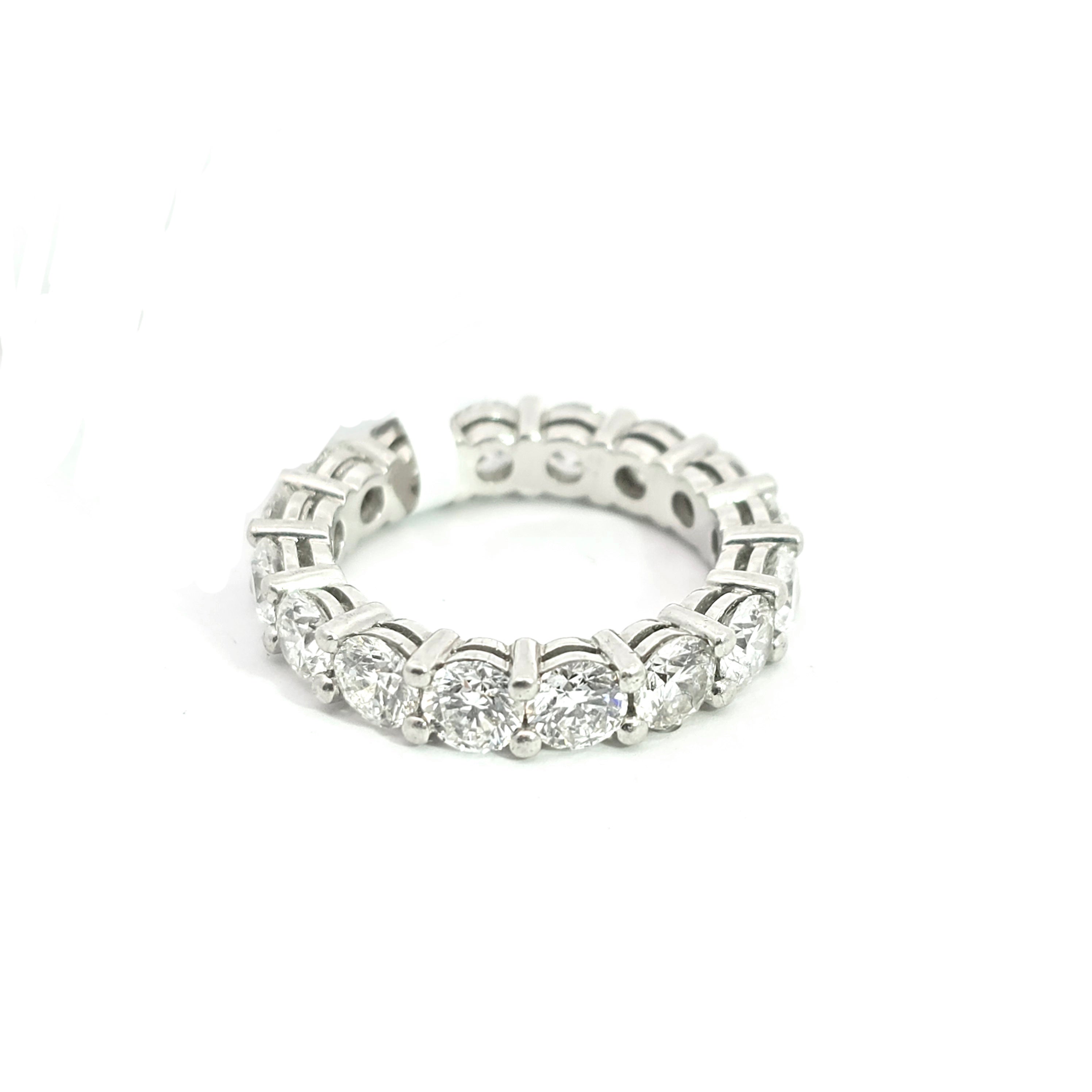 Platinum  Ring With Diamond Stones