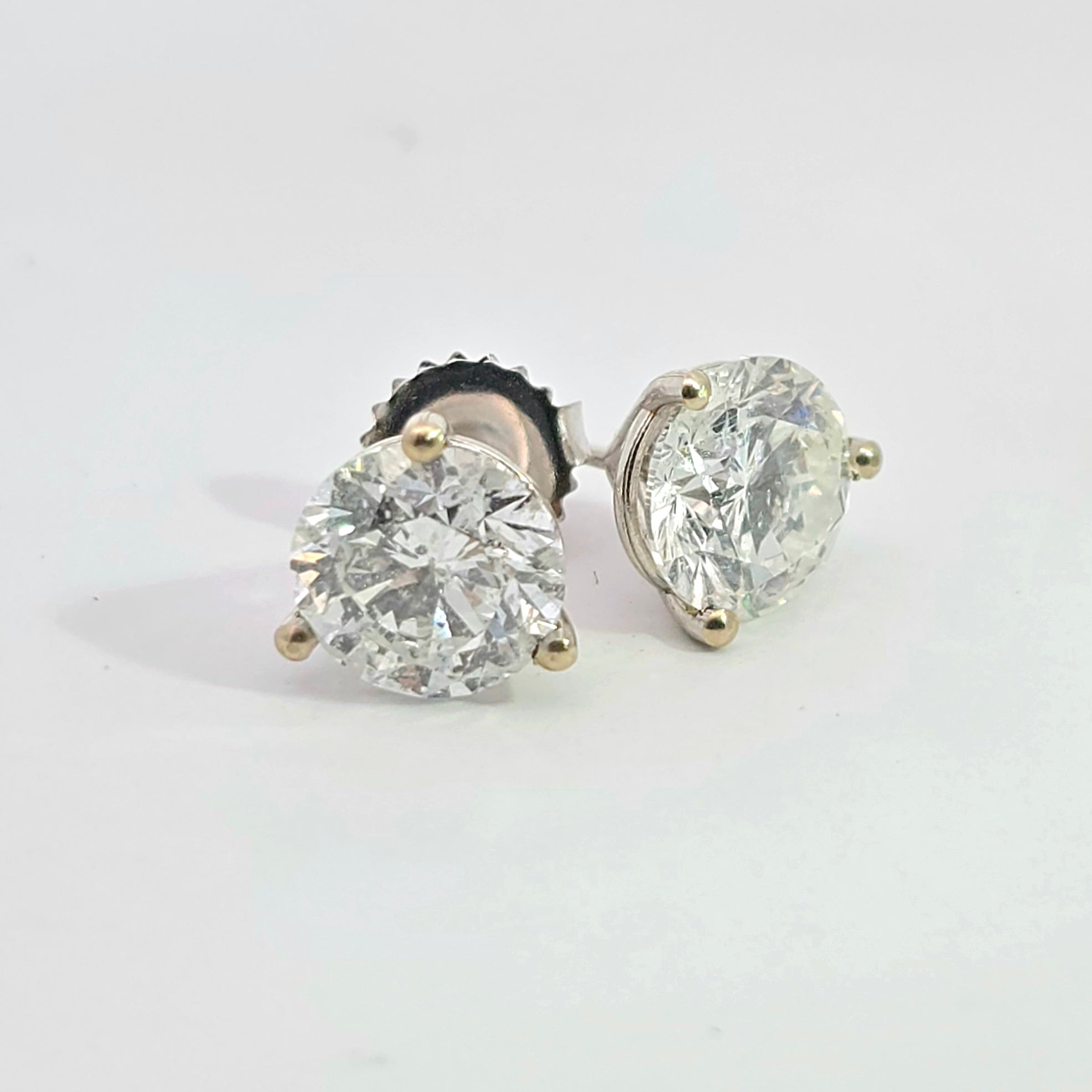 White Gold Stud Earrings With Diamond Stones