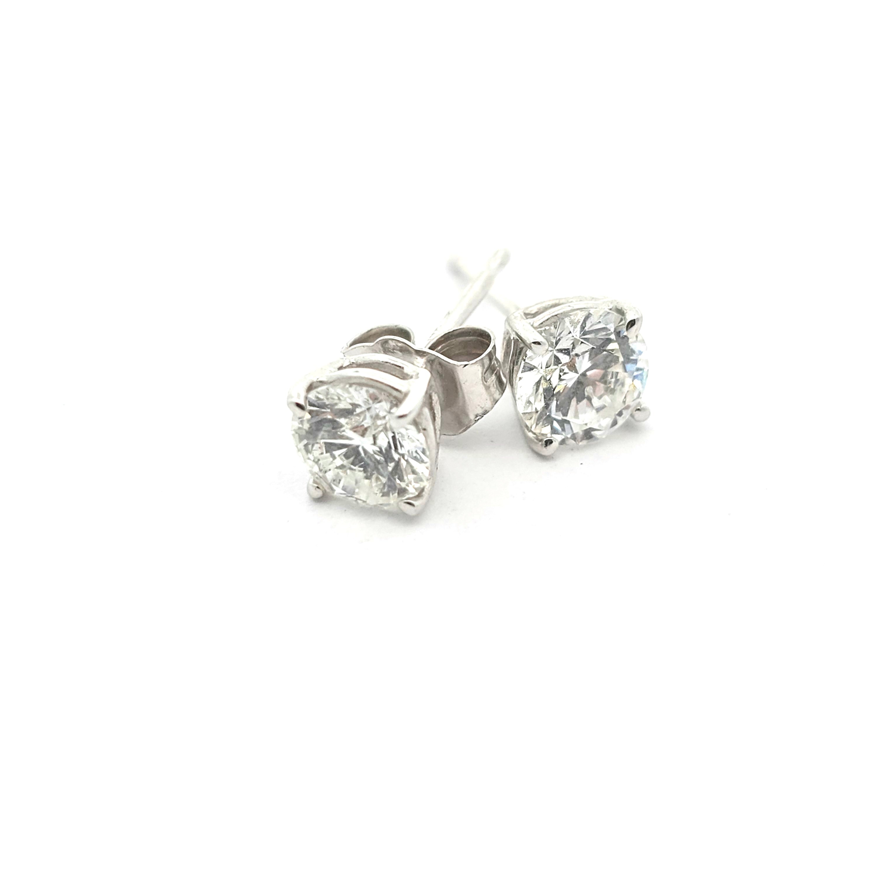 White Gold Stud Earrings With Diamond Stones