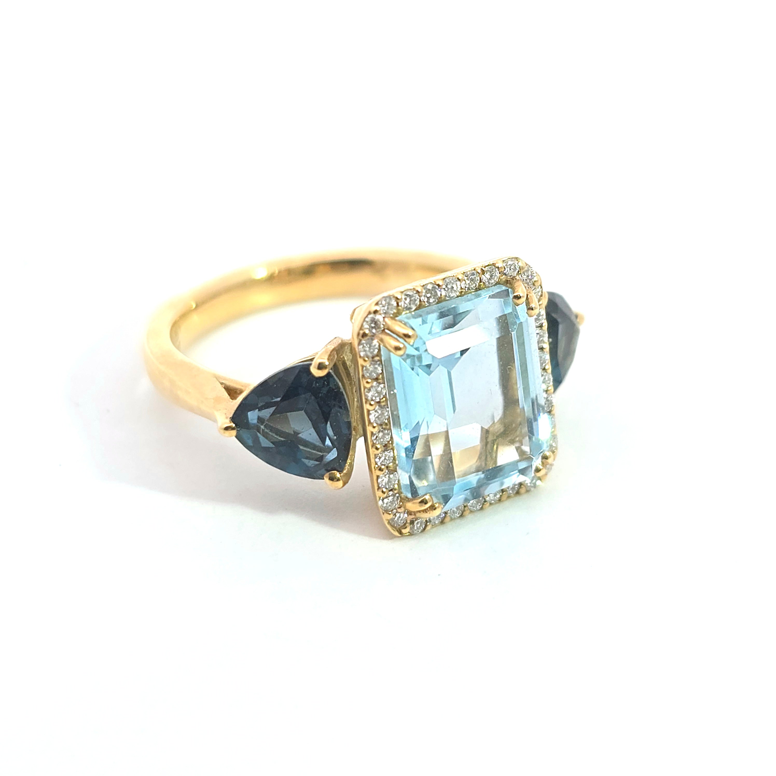 Yellow Gold  Ring With Topaz, Diamond Stones