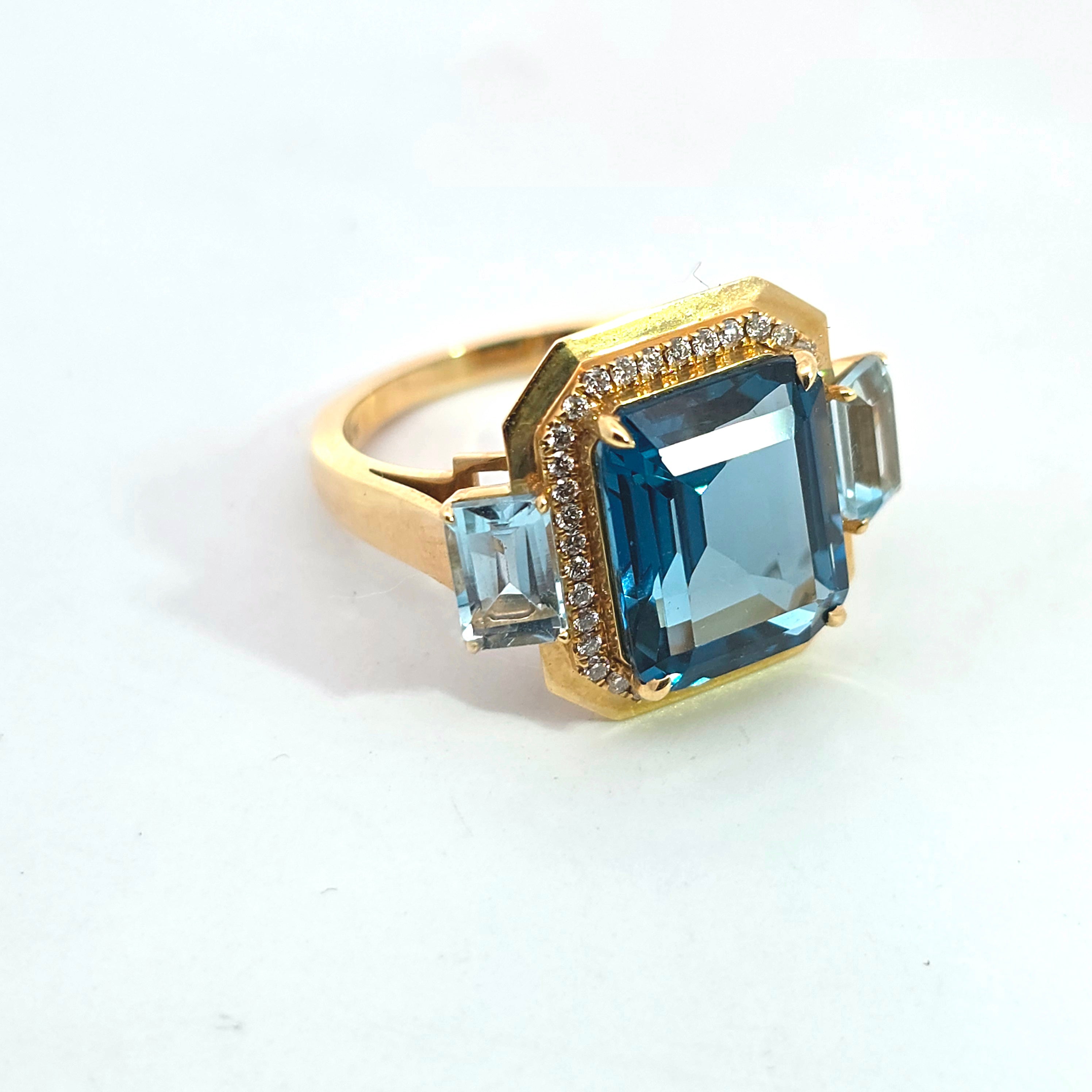 Yellow Gold  Ring With Topaz, Diamond Stones
