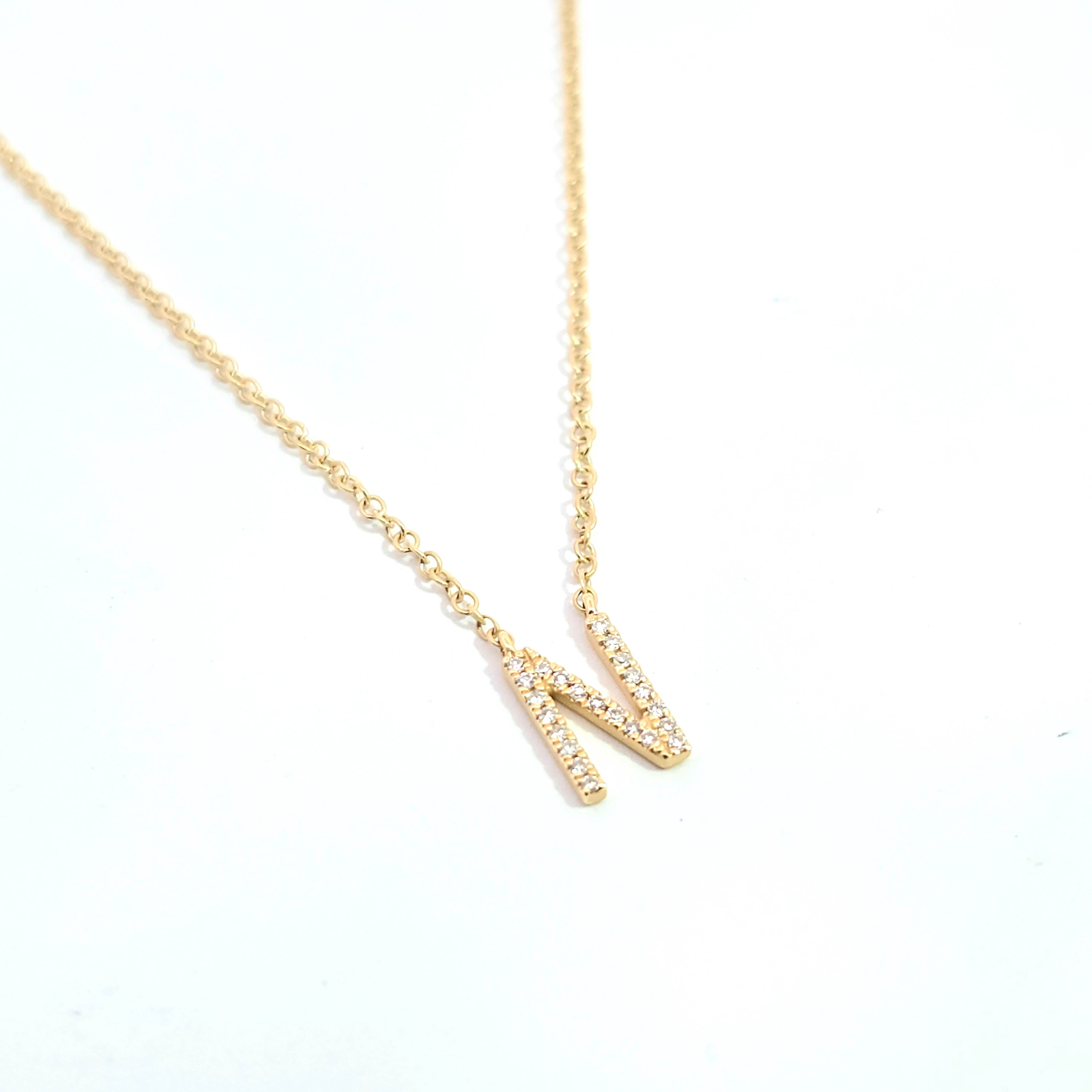 NECKLACE N