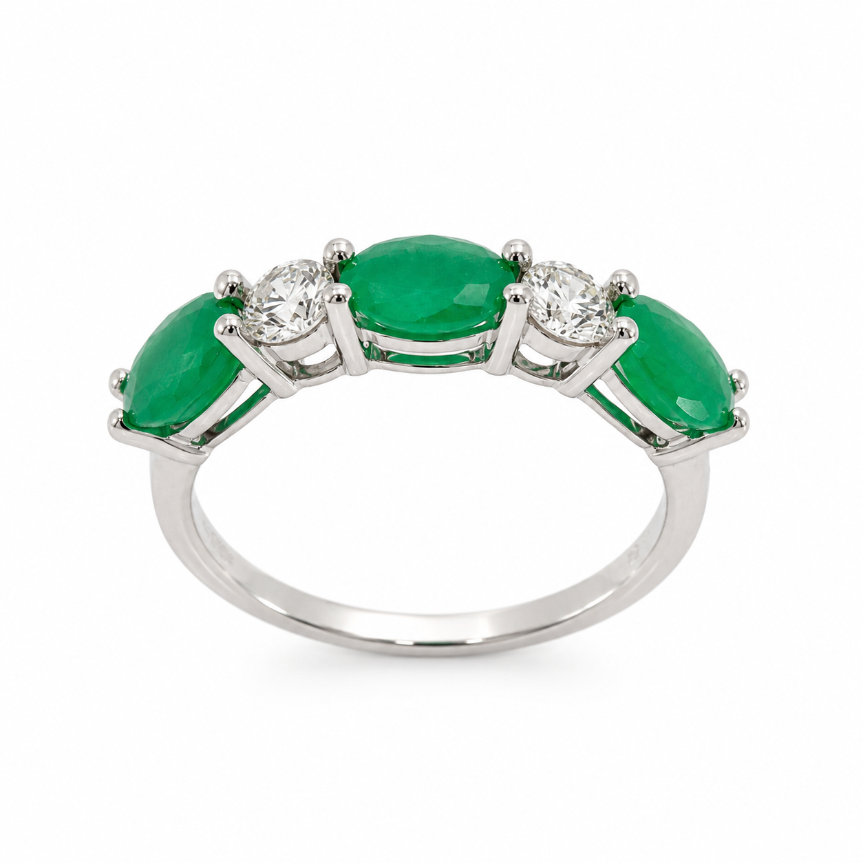 White Gold Emerald and Daimond Ring