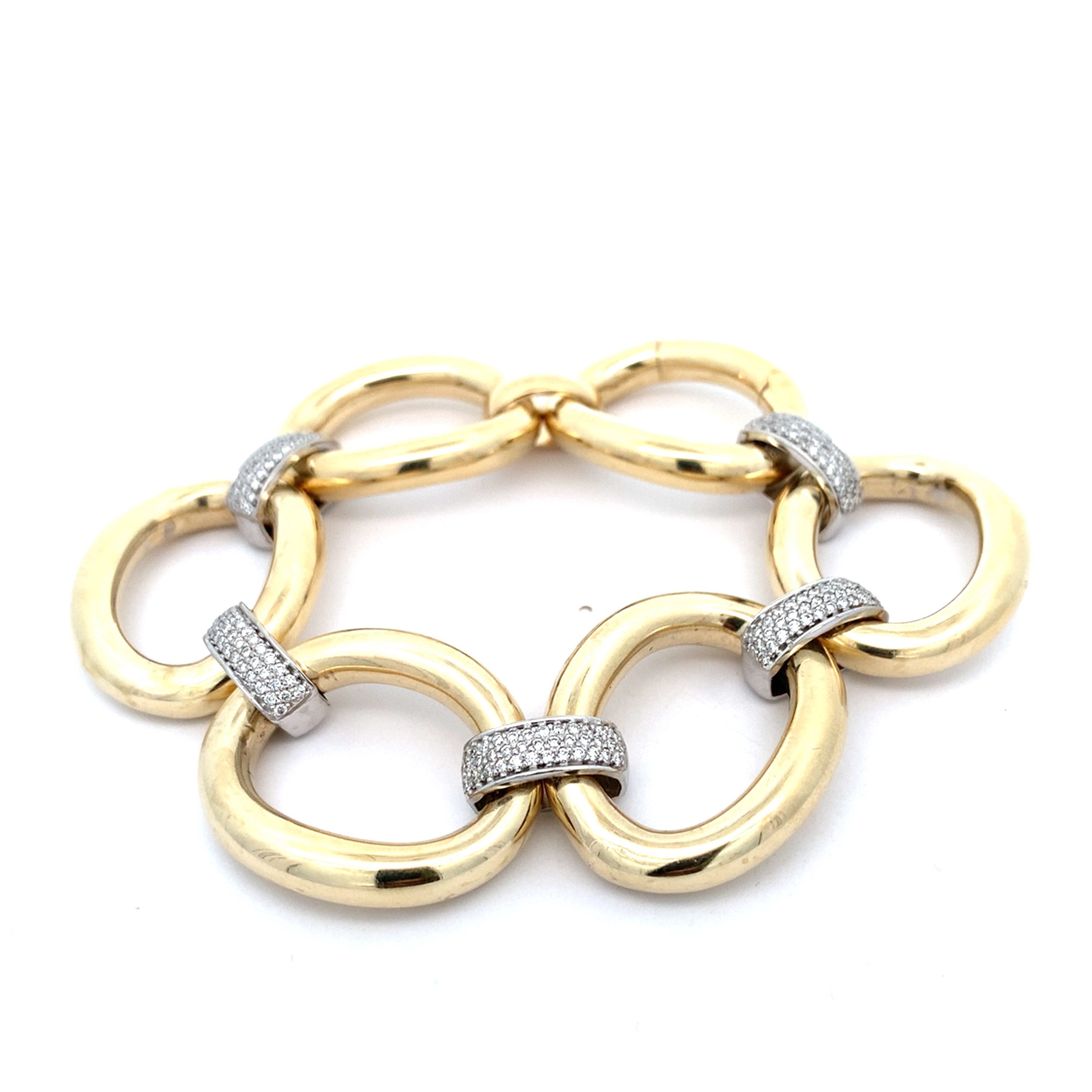 GOLD DIAMOND BRACELET