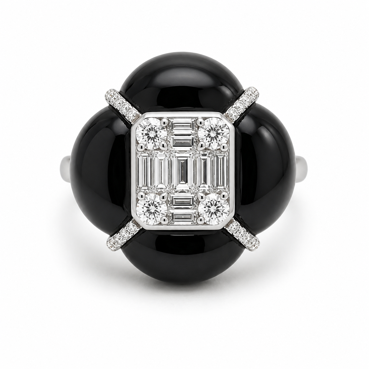 White Gold Diamond and Onix Ring