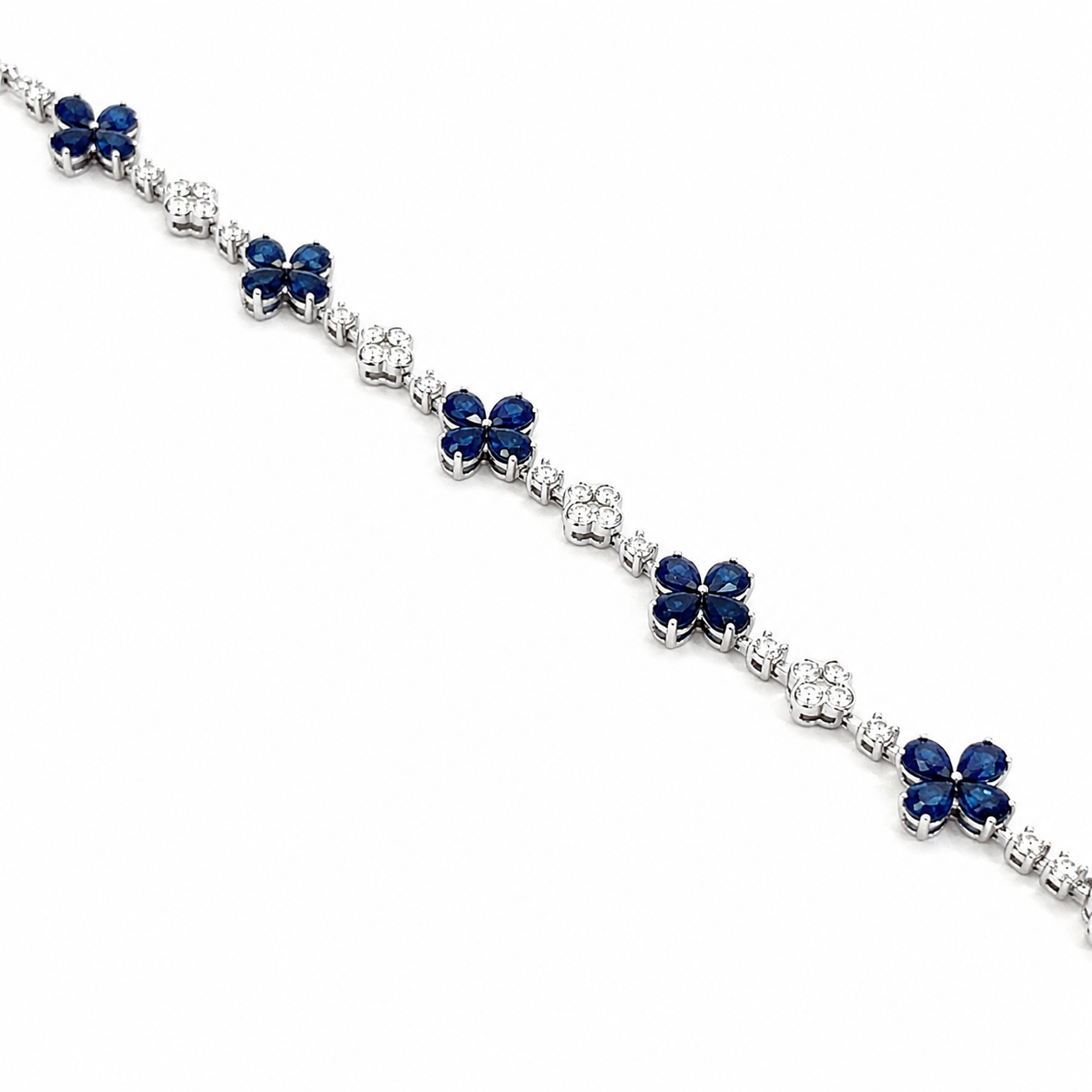 White Gold Diamond and Sapphire Flowers Bracelet