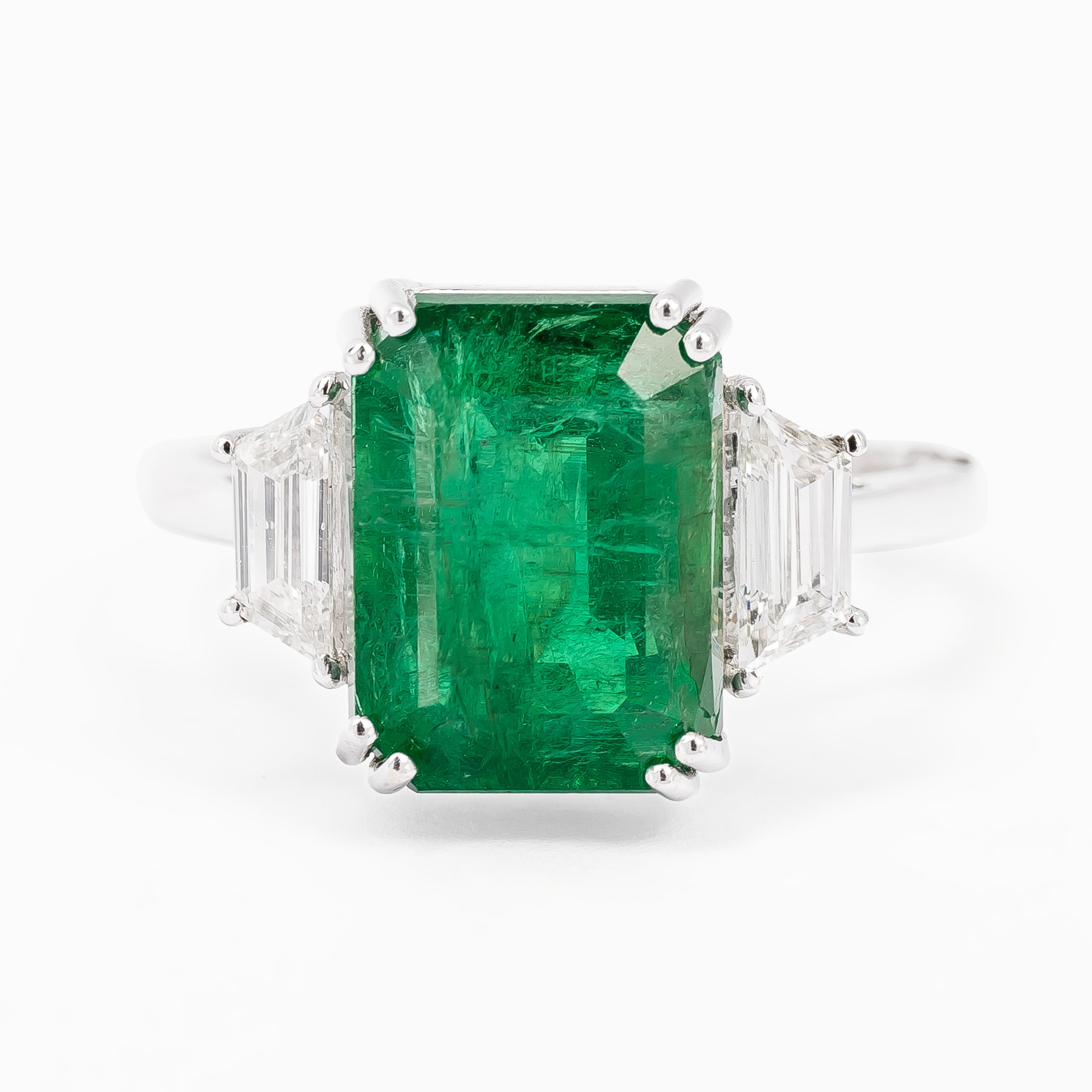 WHITE GOLD EMERALD RING
