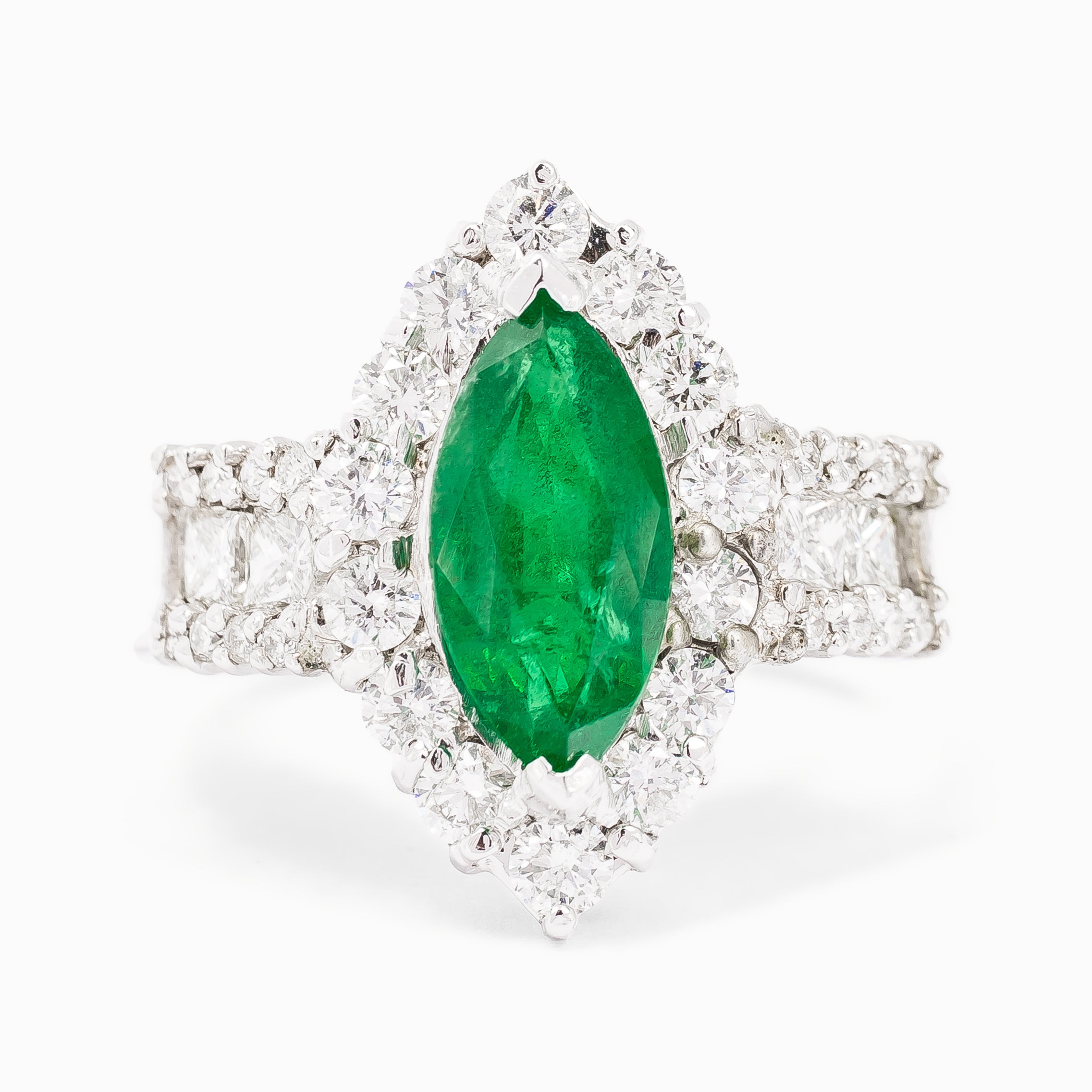 EMERALD RING