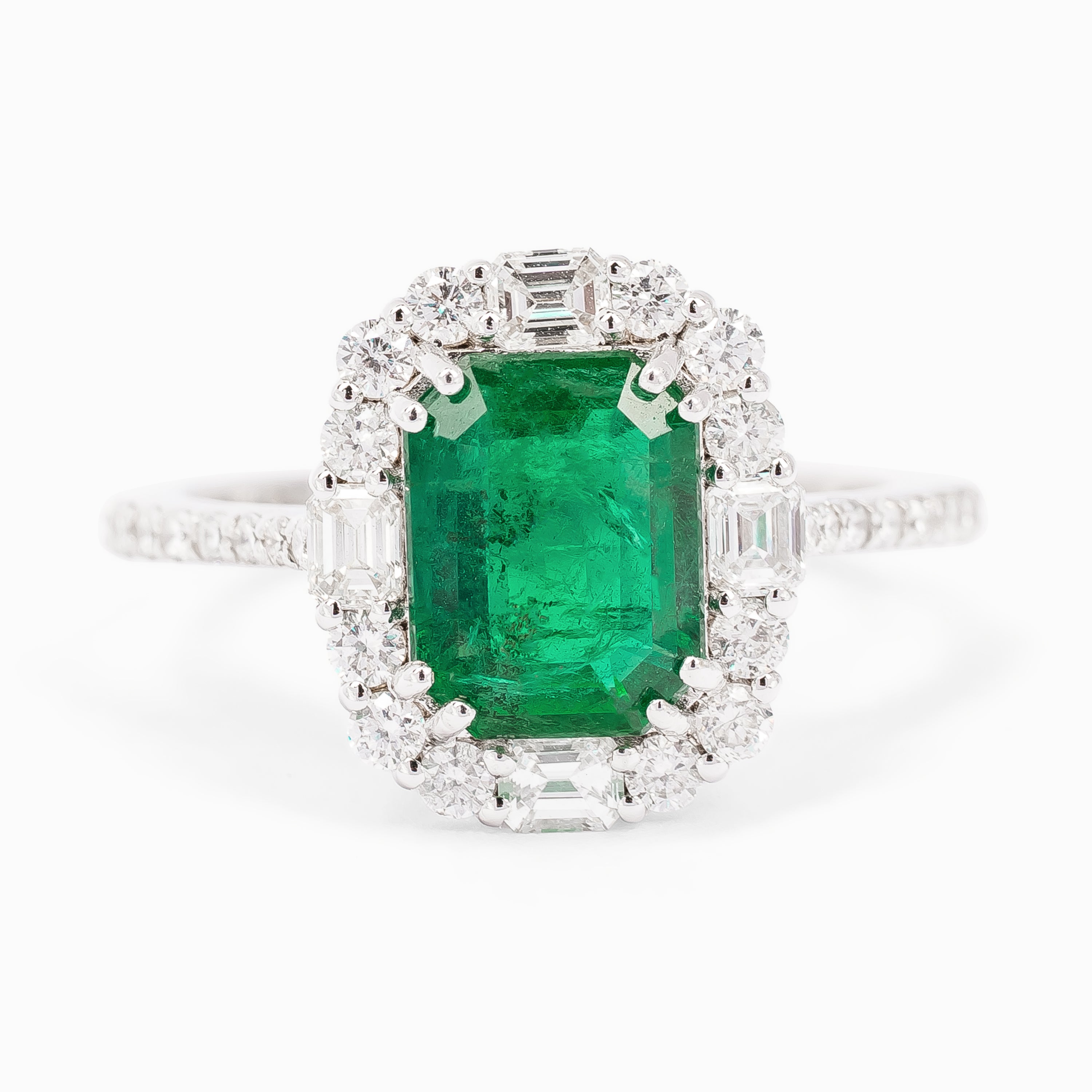 EMERALD AND DIAMOND RING