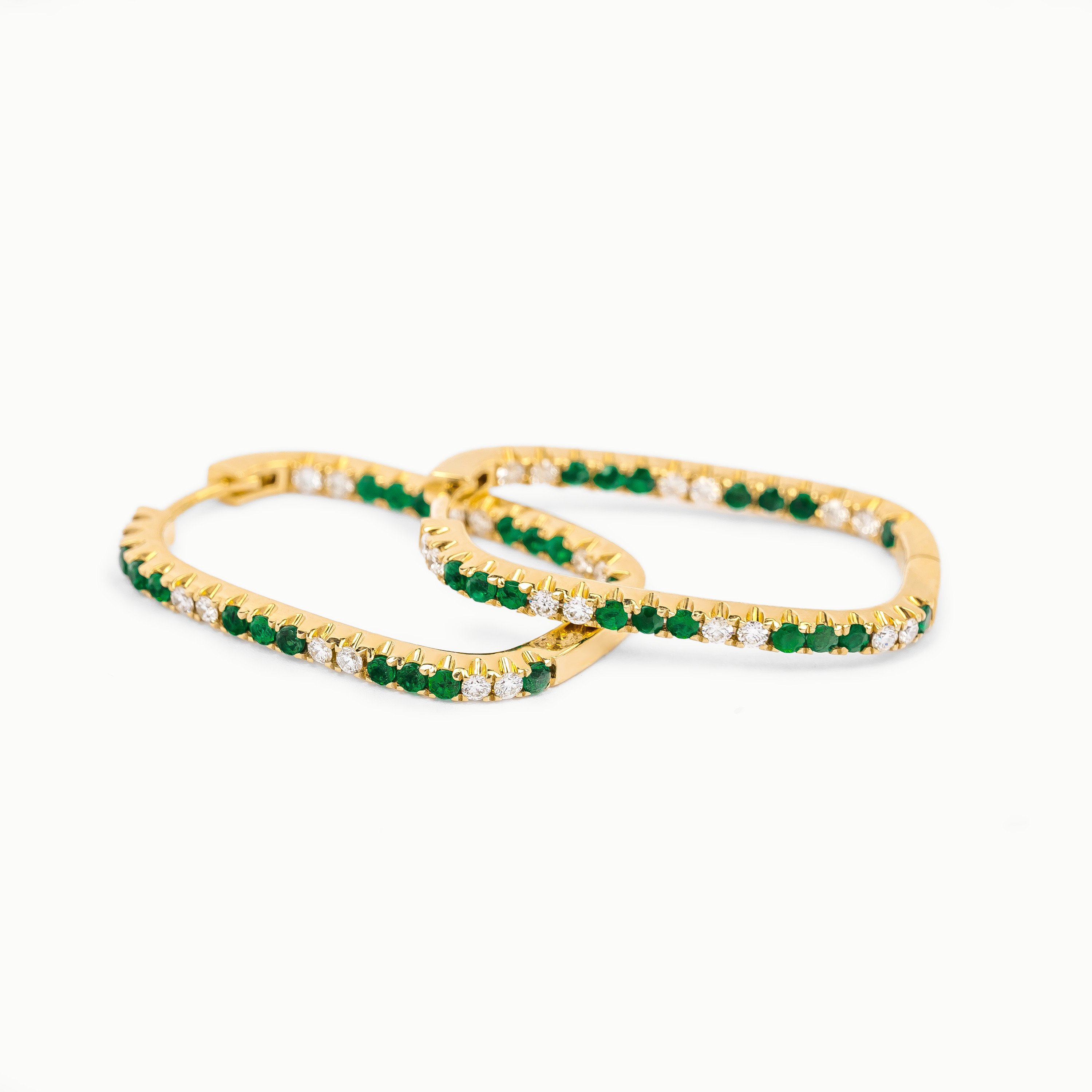 YELLOW GOLD EARRINGS