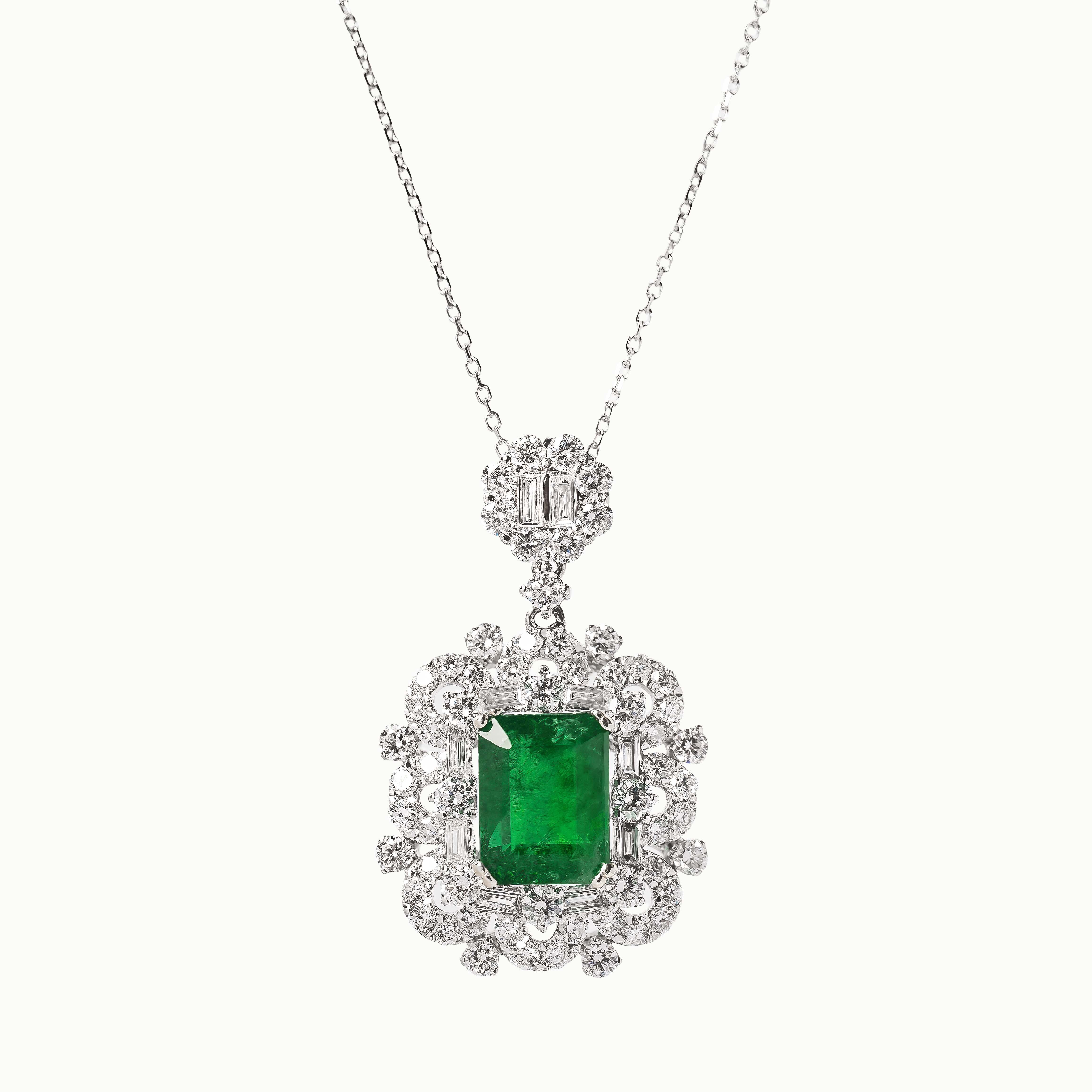 White Gold Pendant Necklace With Emerald, Diamond Stones