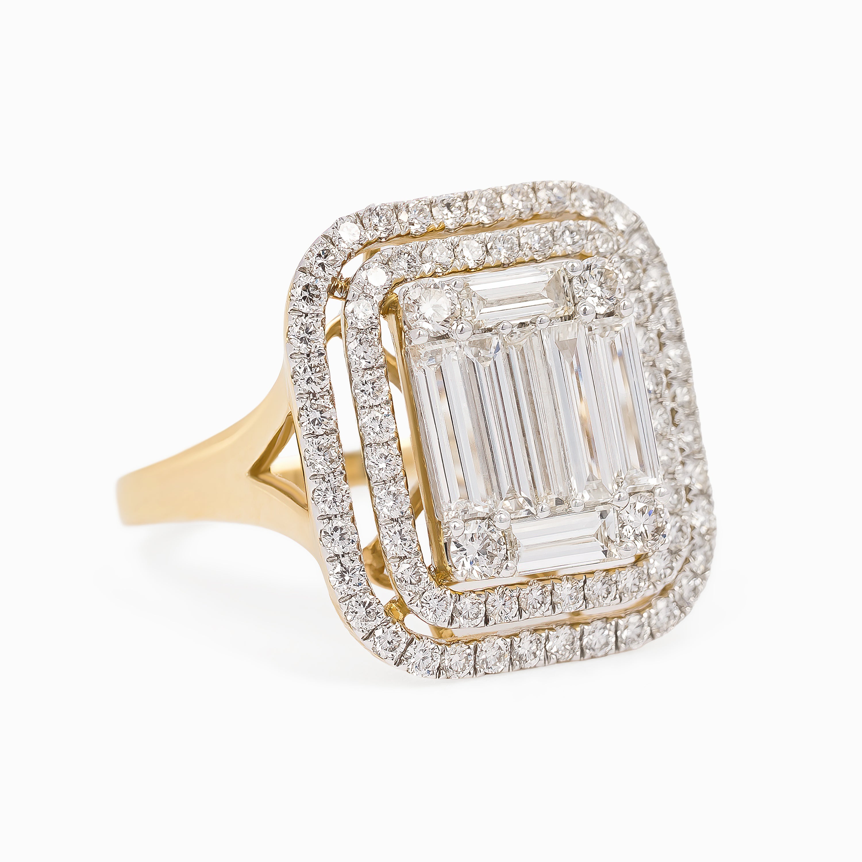 Yellow Gold  Ring With Diamond Stones