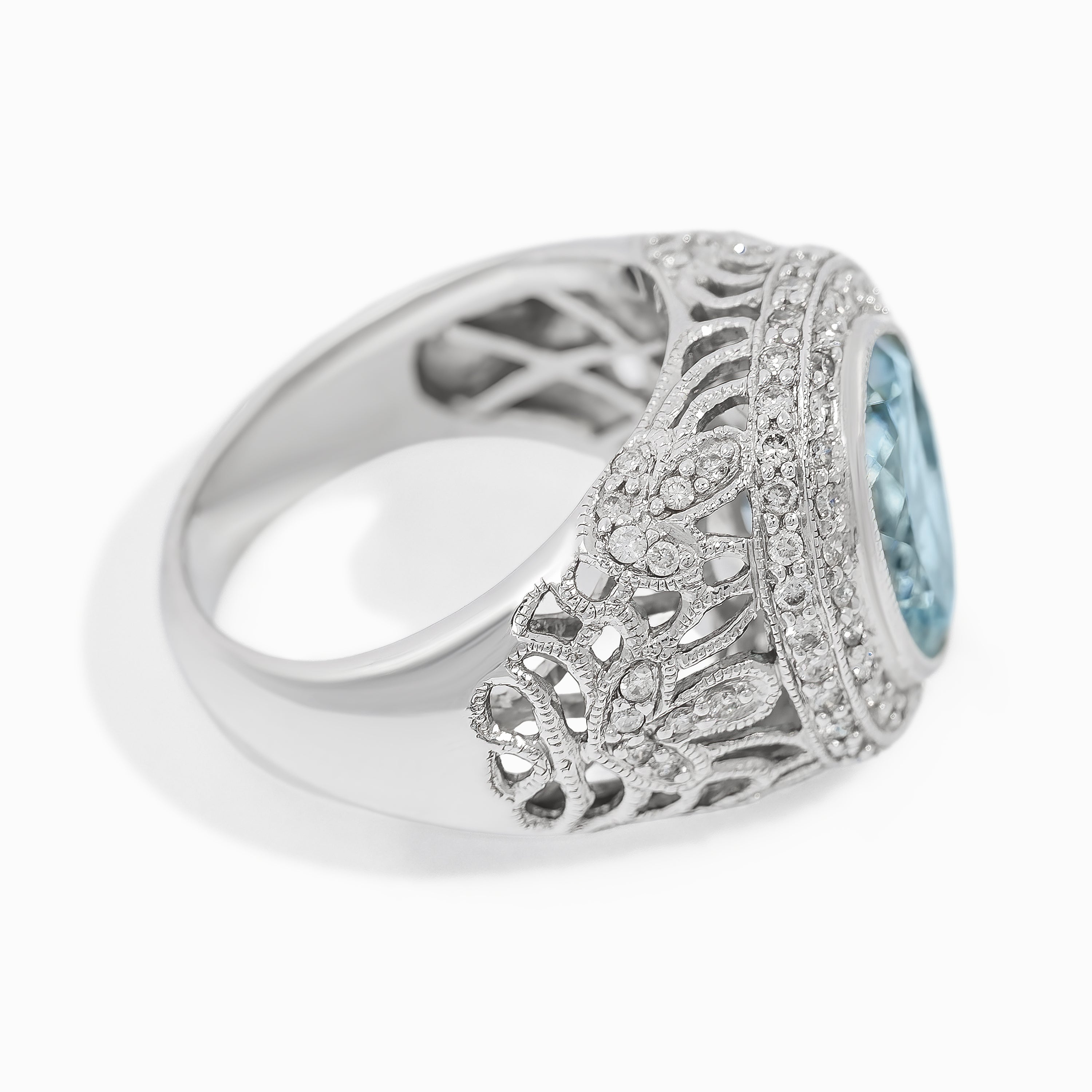 White Gold Ring with Aquamarine, Diamond Stones