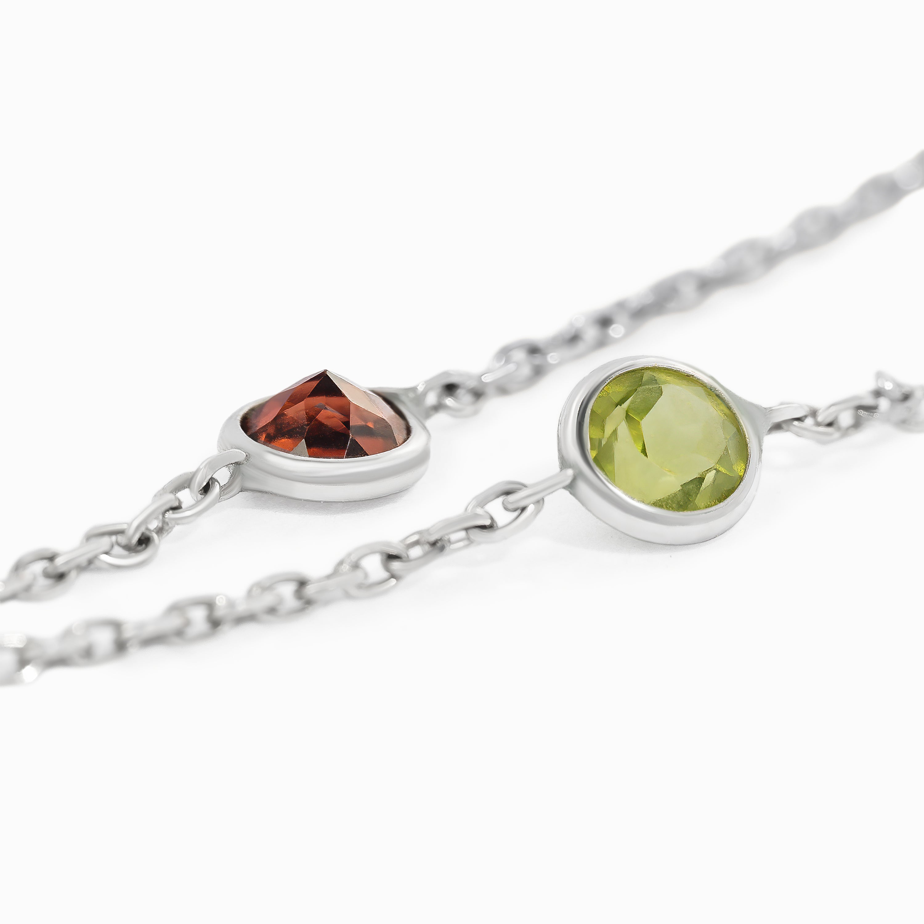 White Gold Chain Necklace with Sapphire Stones