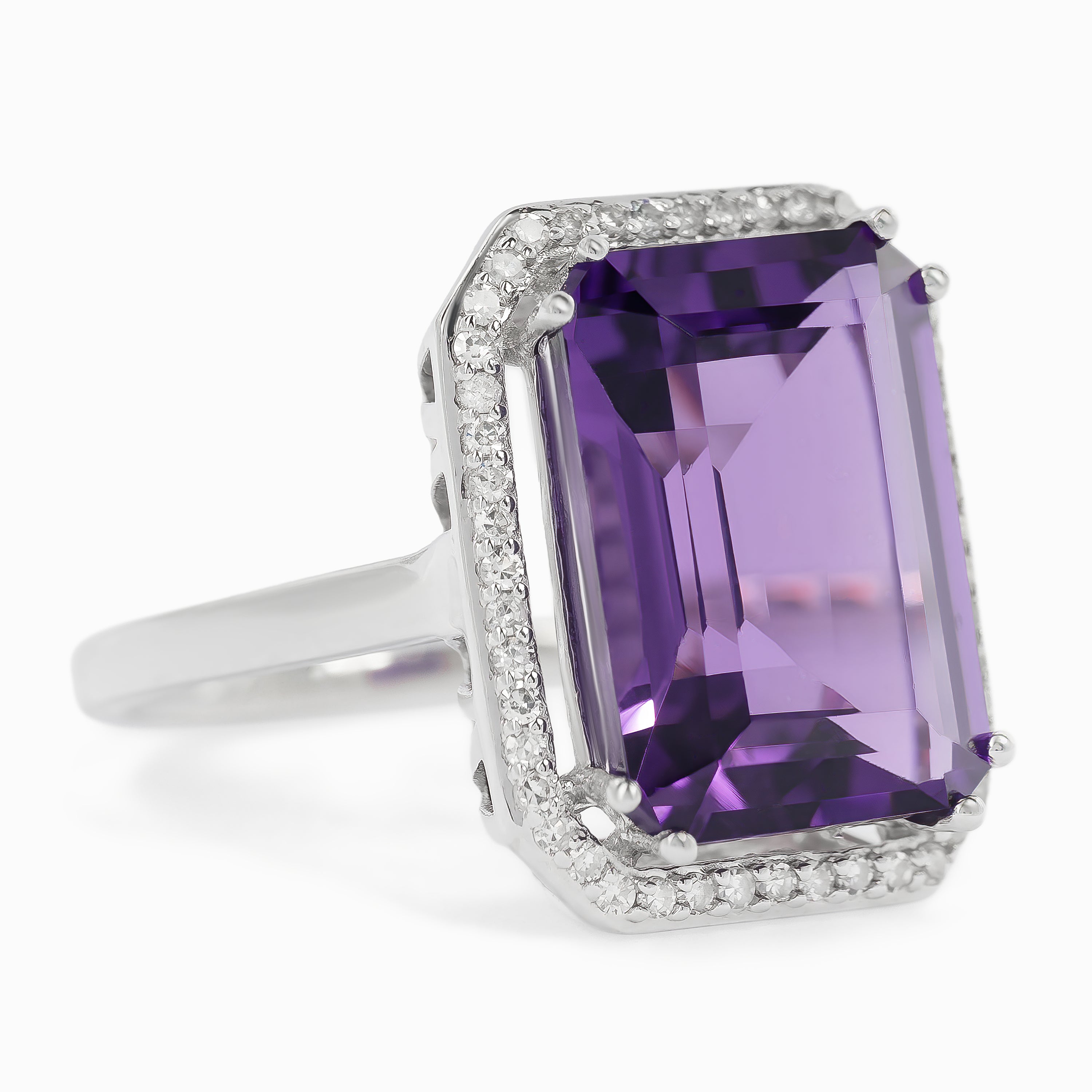 White Gold Ring with Amethyst Stones