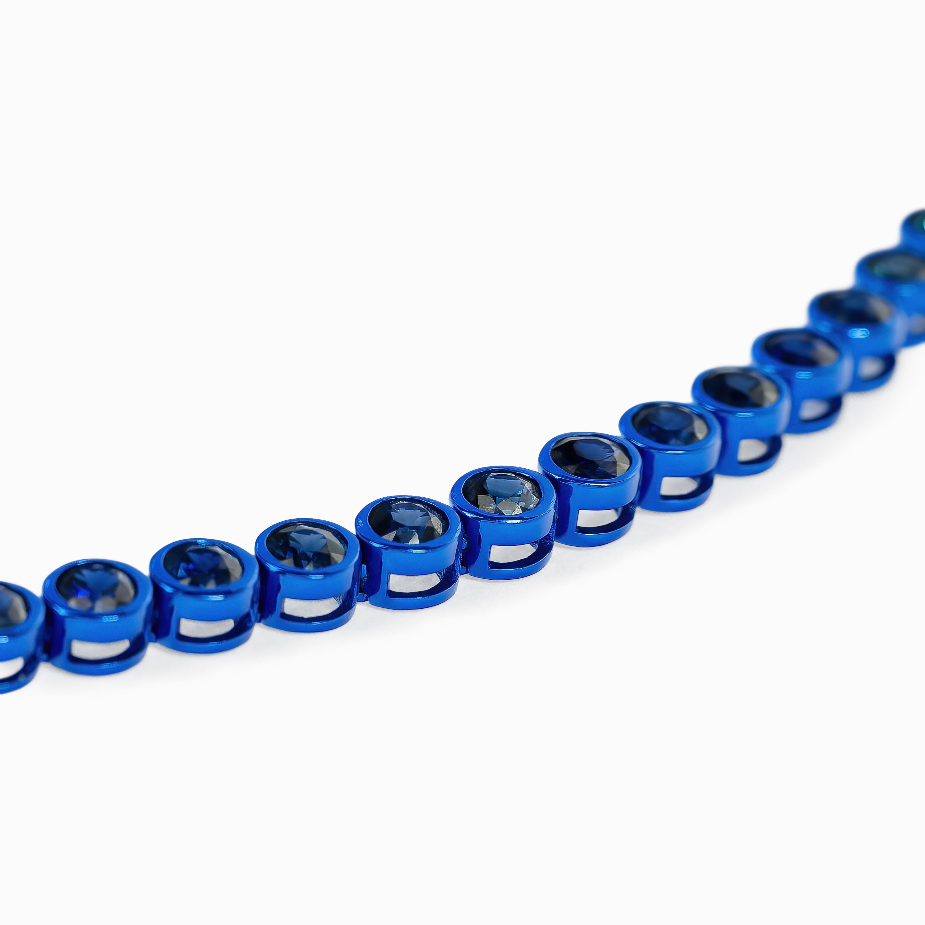 White Gold Tennis Bracelet with Sapphire Stones