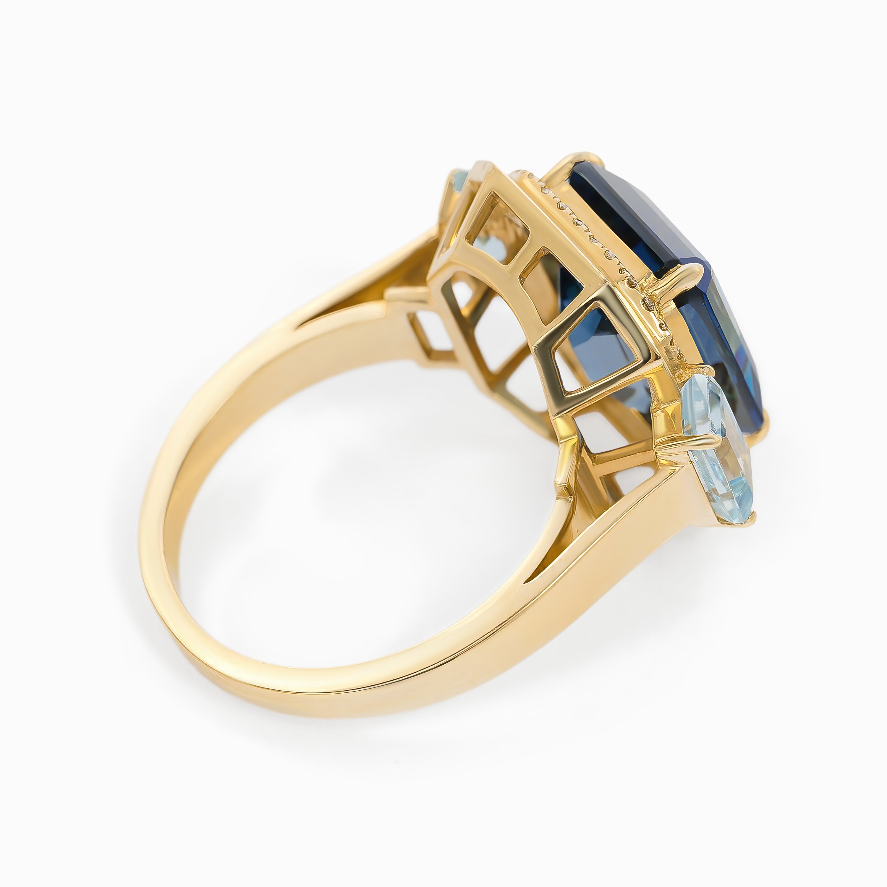 Yellow Gold Ring with Diamond, Topaz Stones