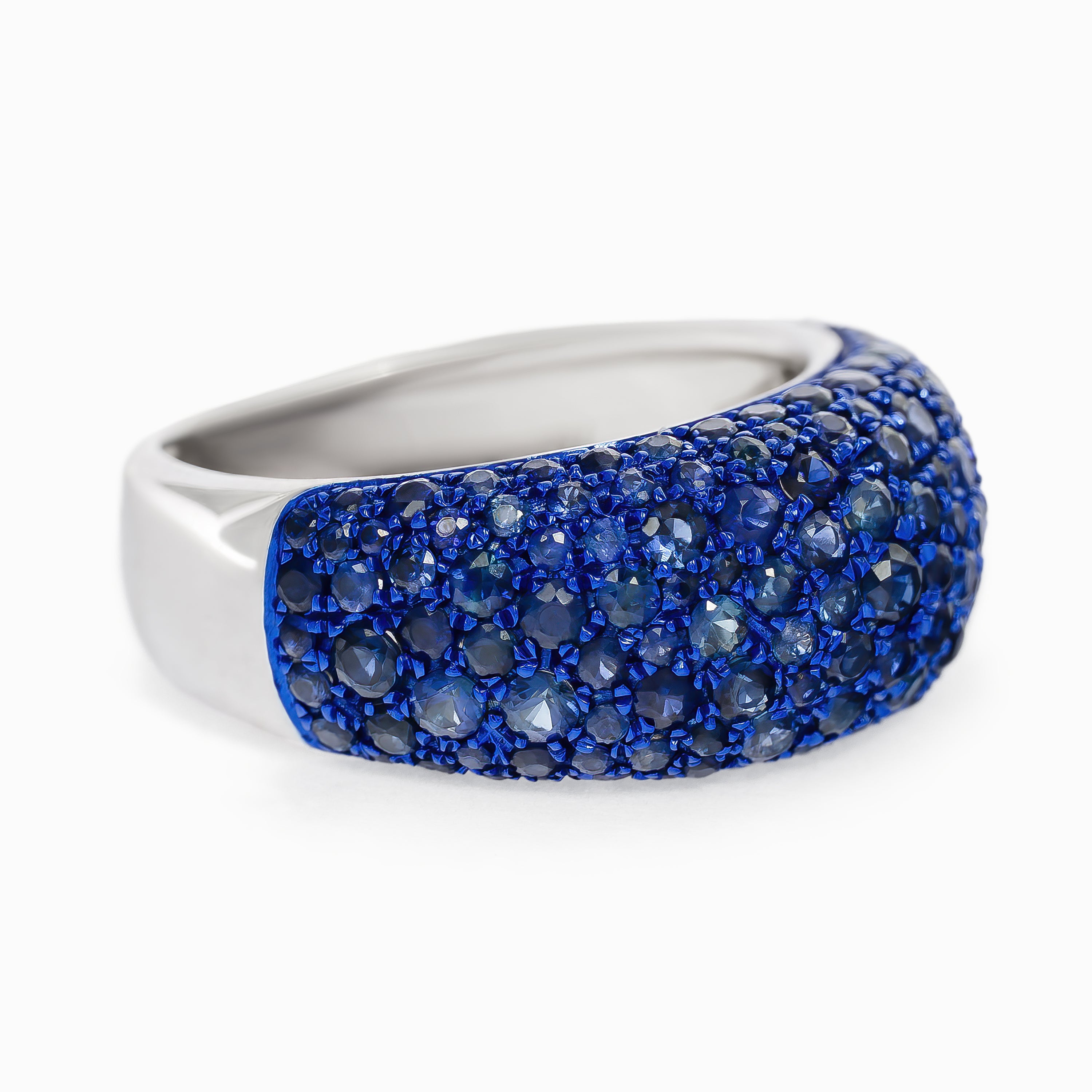 White Gold Ring with Sapphire Stones