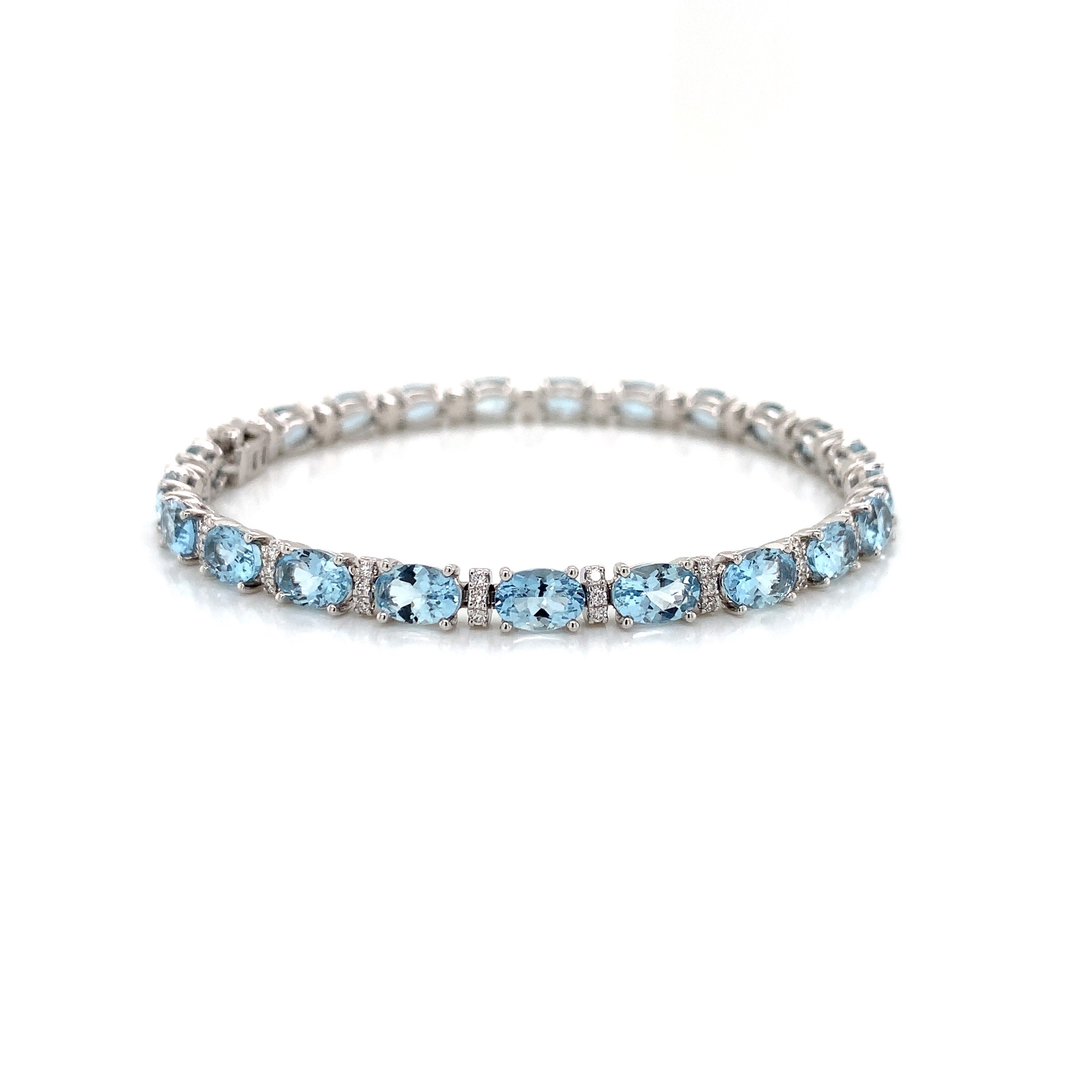 Millenia bracelet Square cut Medium Blue Rhodium plated  Swarovski