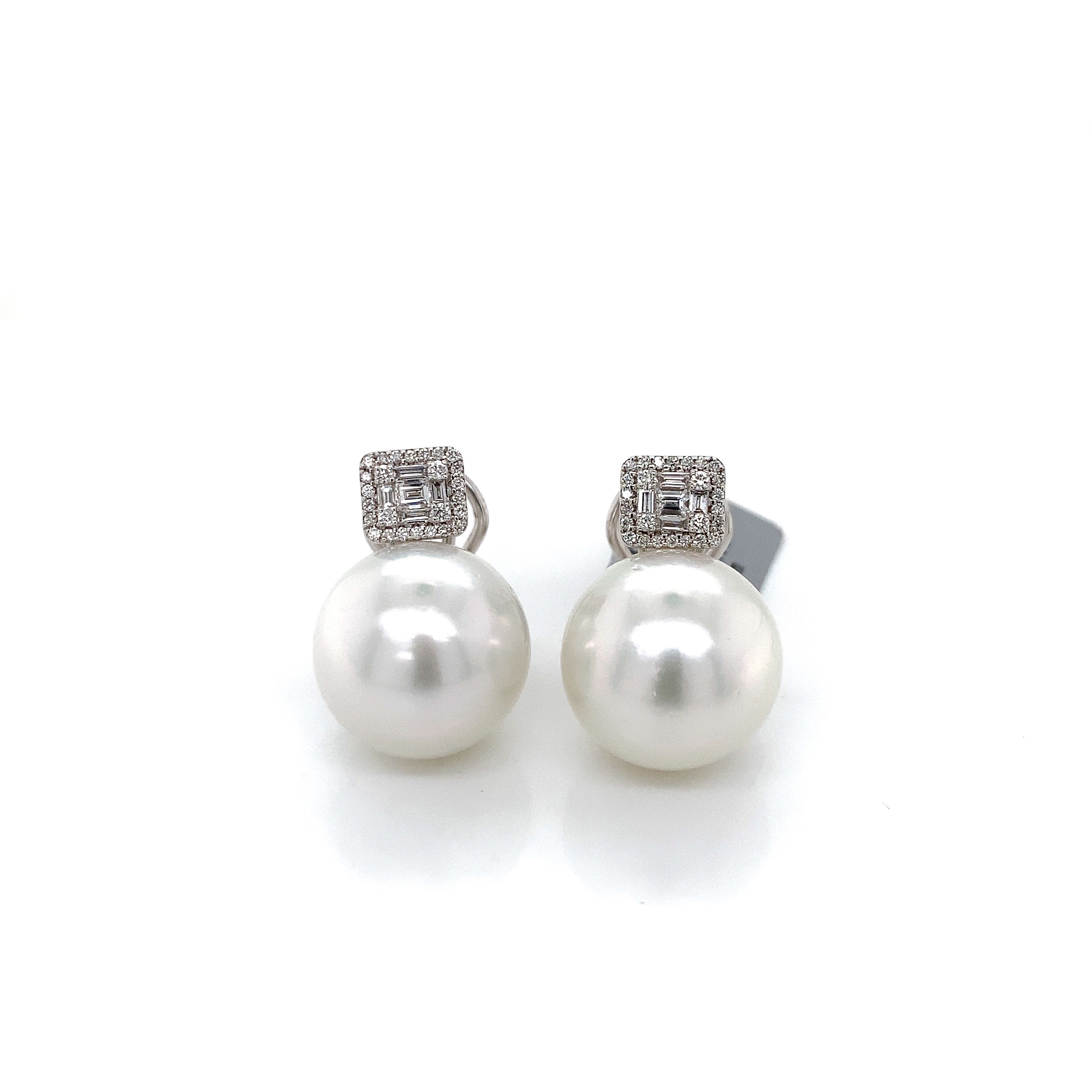 PEARL EARRINGS