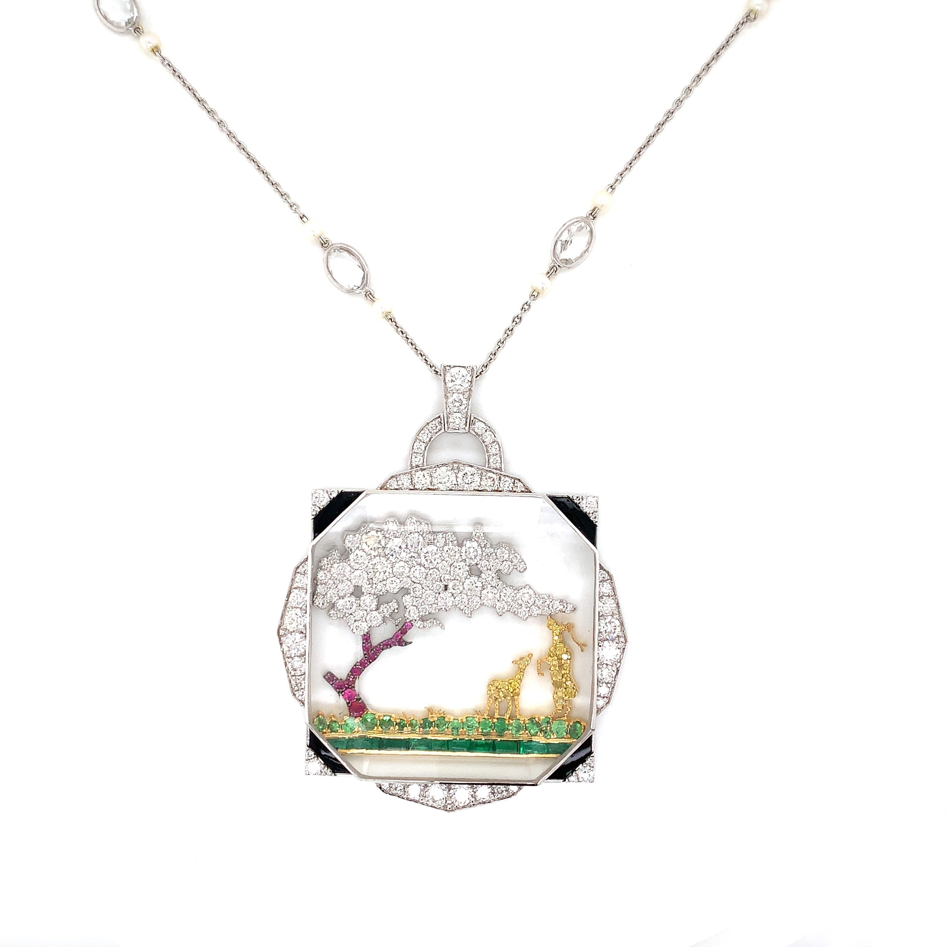 DIAMOND SAFARI PENDANT