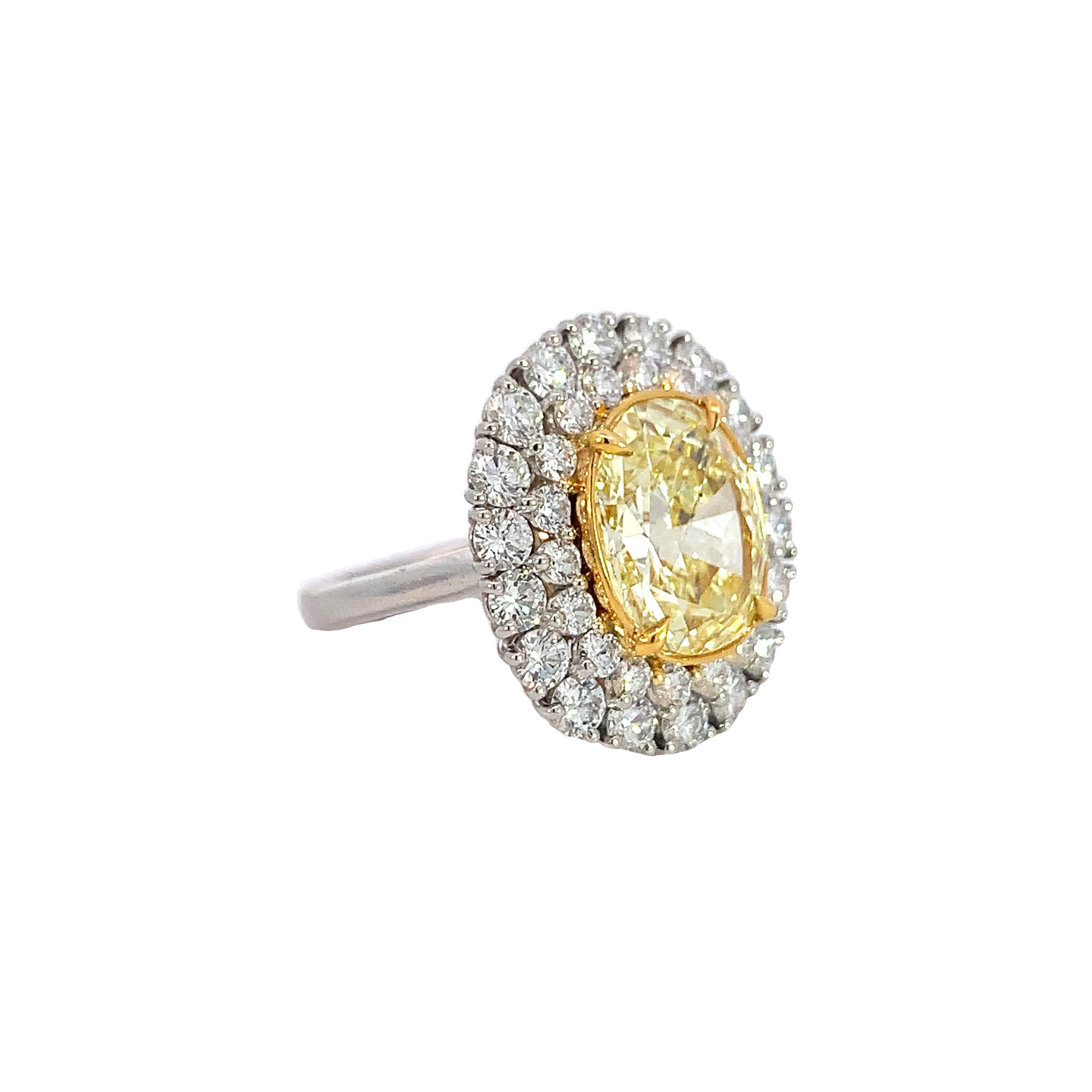 YELLOW AND WHITE DIAMOND RING