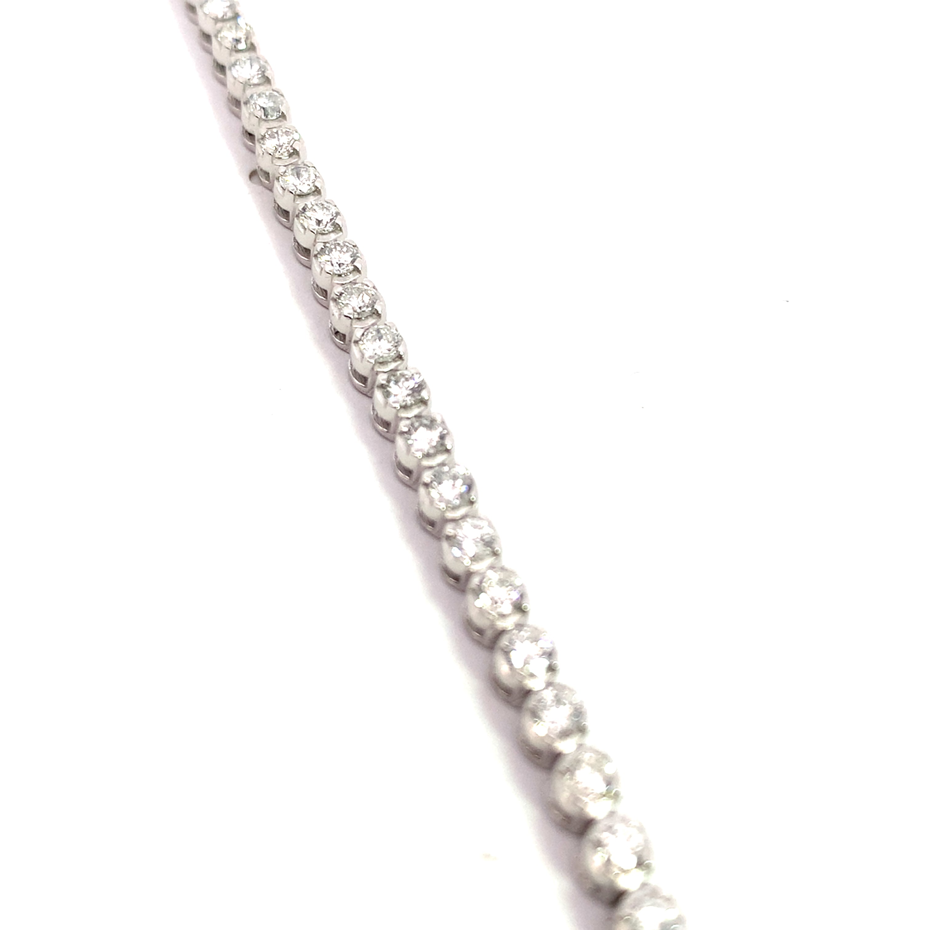 DIAMOND TENNIS BRACELET